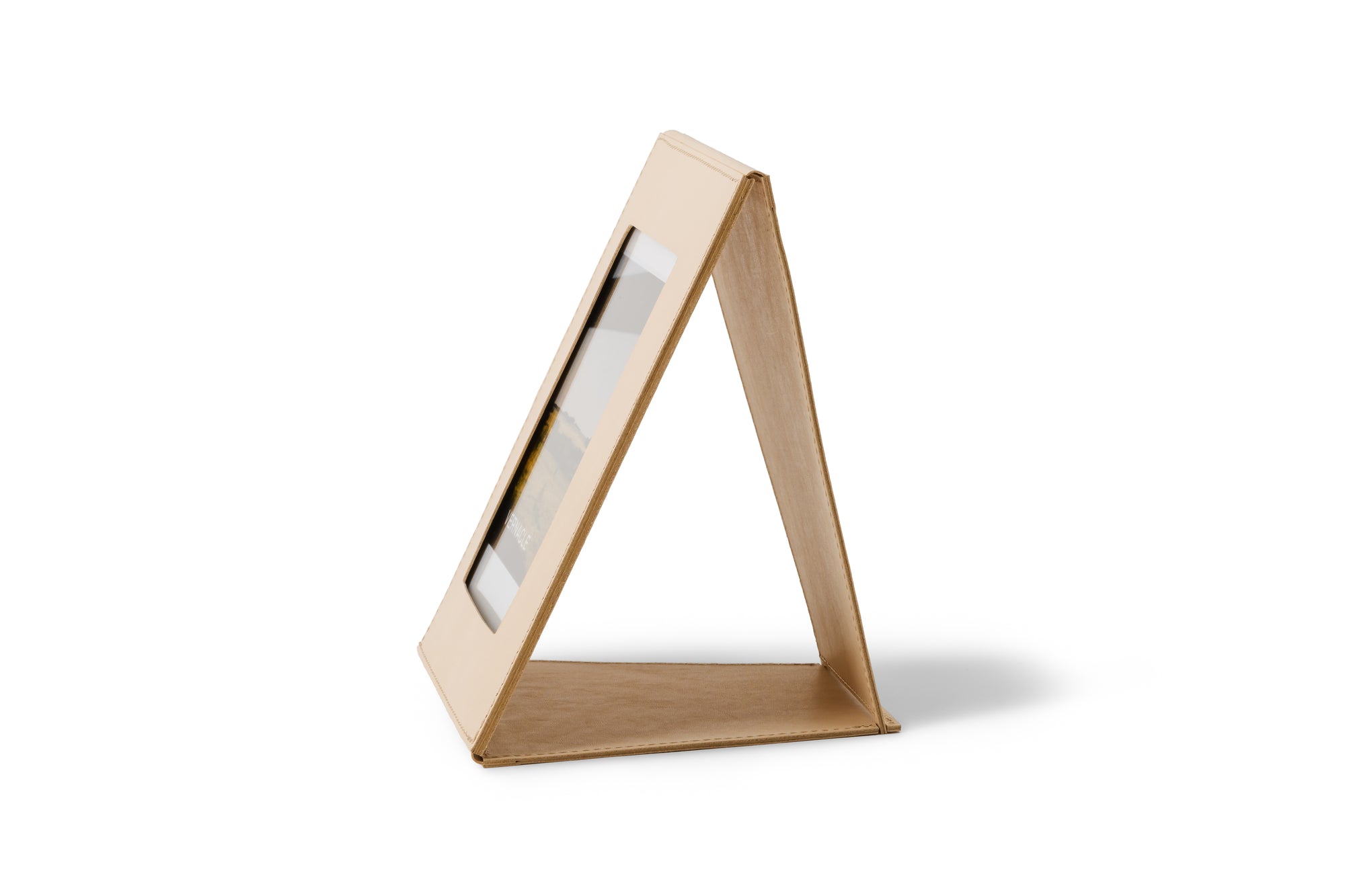 Vernacle by Yusuke Igumi -Photoframe-