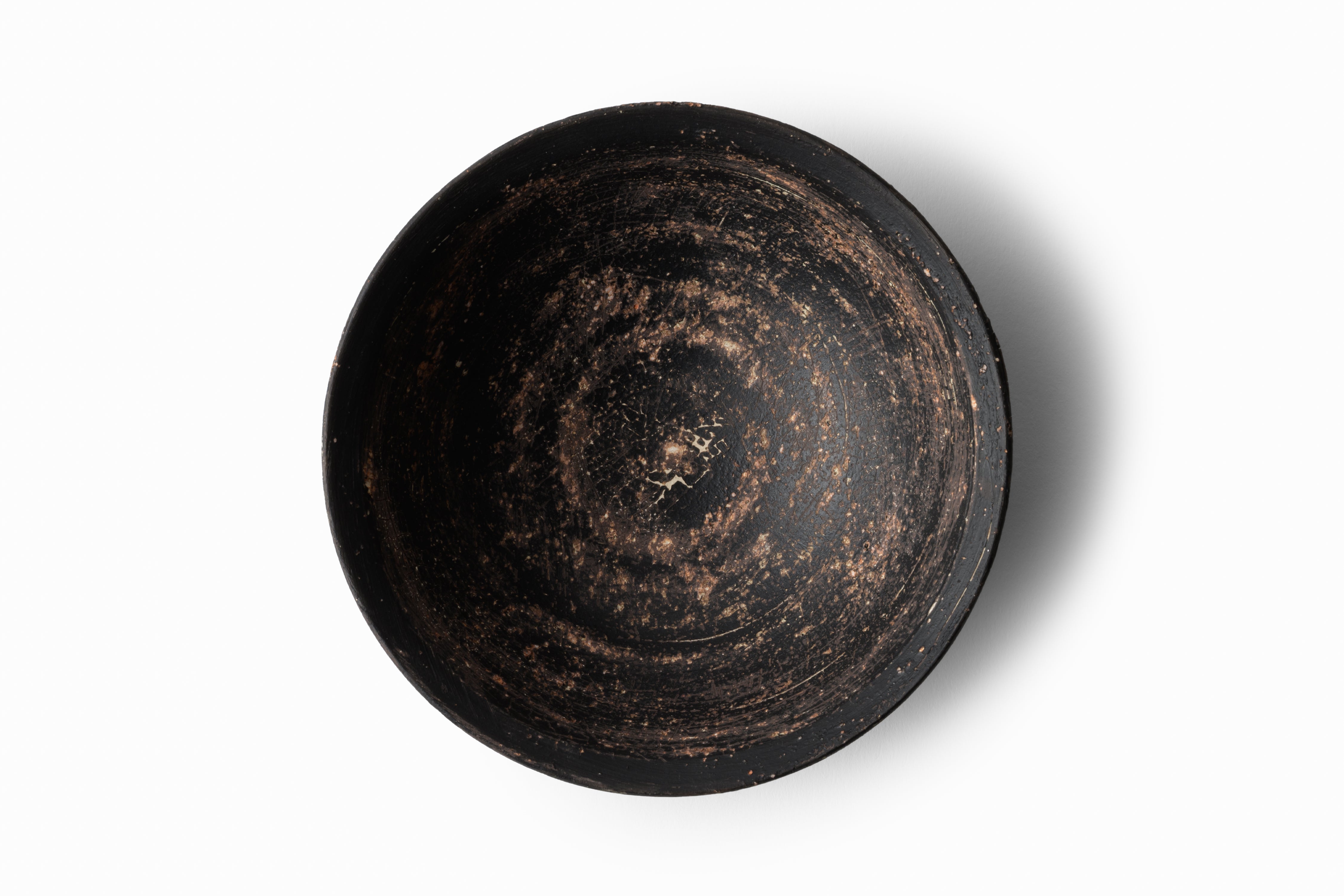 大澤哲哉-碗2黒-