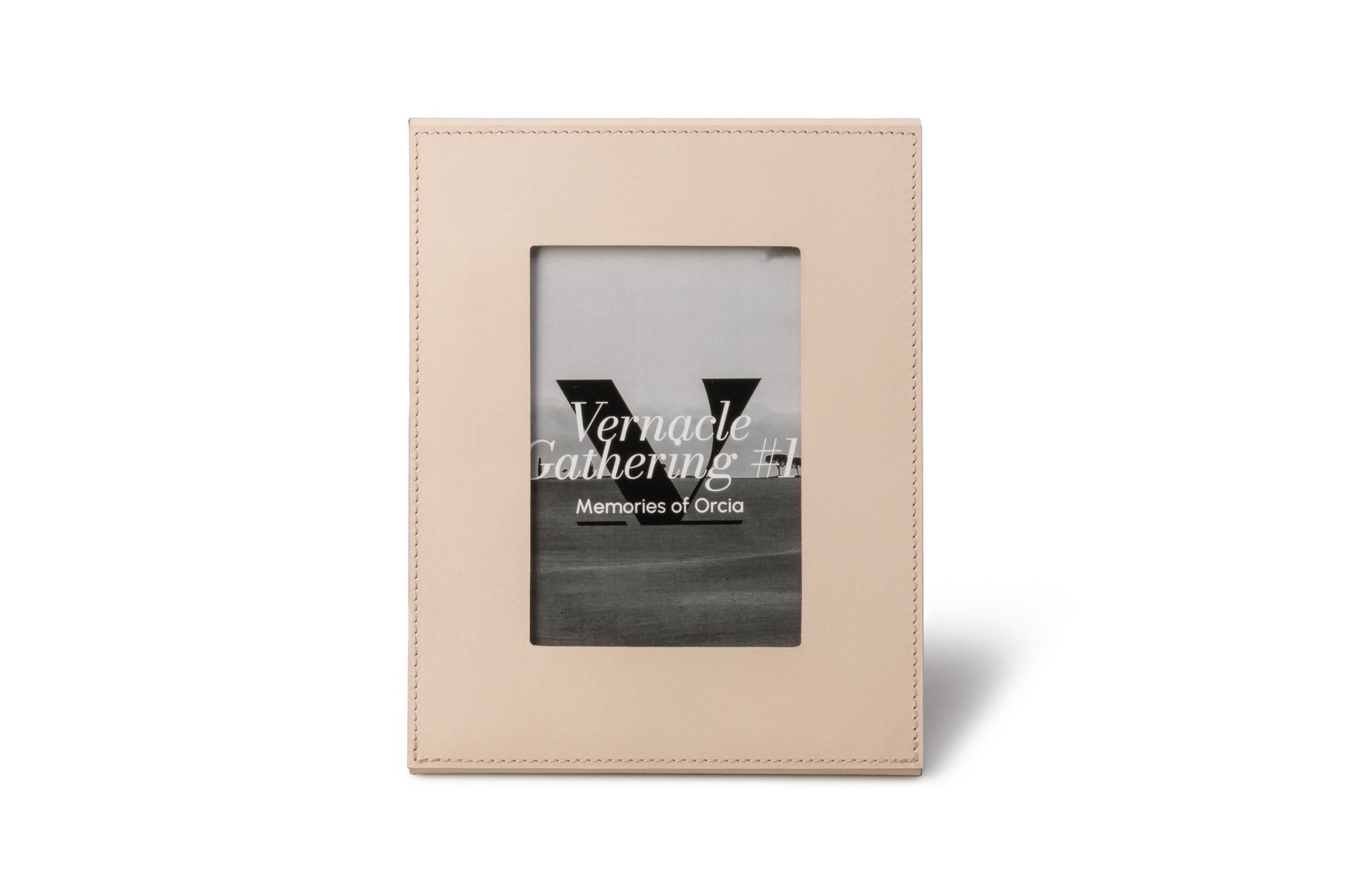 brown's supply -Photoframe Edge Color RED featuring Yusuke Igumi-
