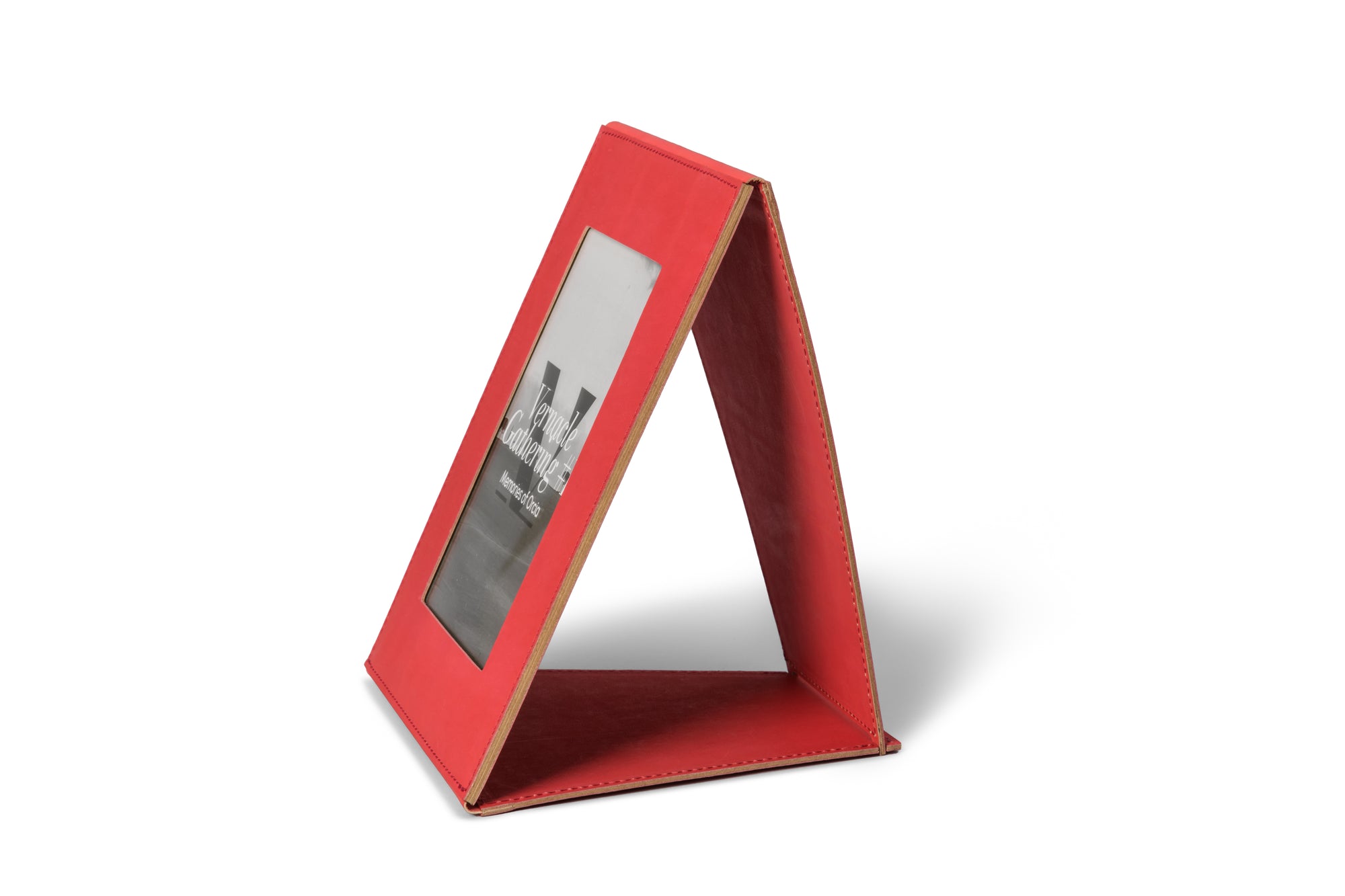 brown's supply -Photoframe Color RED featuring Yusuke Igumi-
